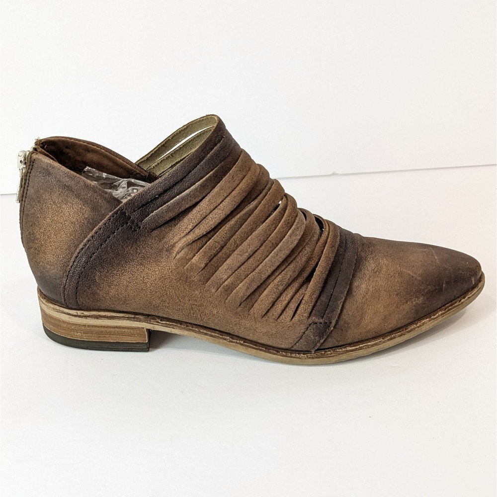 Free People Lost Valley Distressed Brown Sliced Leather Booties Shoes Sz 7.5